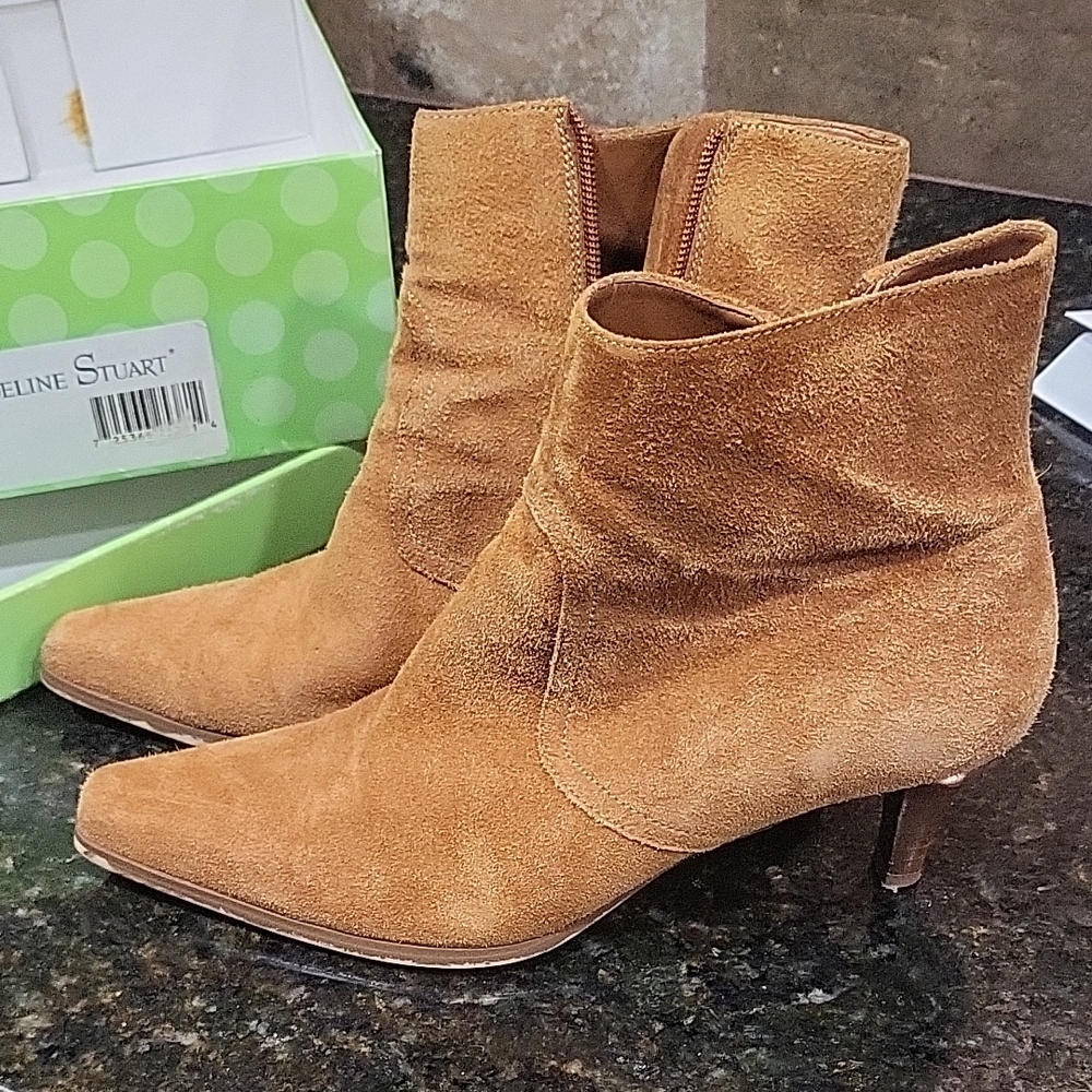Madeline Stuart Women's Tan Ankle Boots